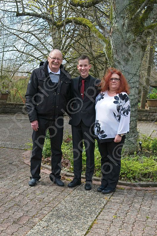 2022-04-10 Konfirmation Markuskirche