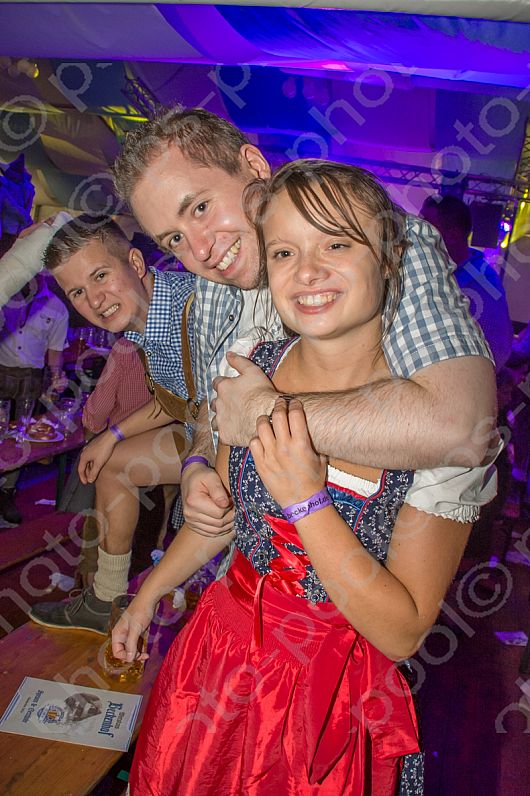 2016-10-21 Oktoberfest Beckenhof - Tollhaus