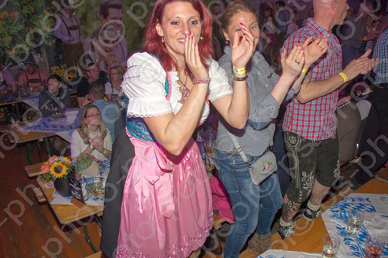 2016-04-16 Beckenhof 1. Frühlingswies`n