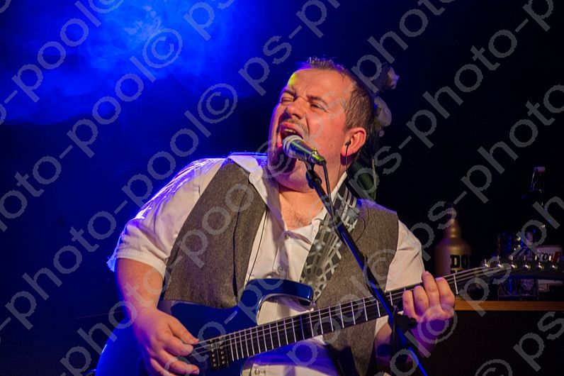 2016-04-08 Beckenhof Fruehlings-Wies`n