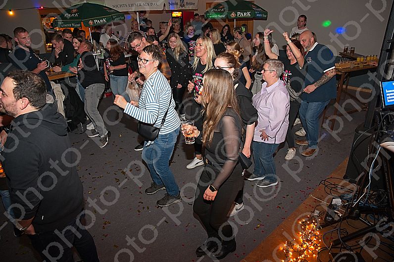 2025-11-08 Kerb Walshausen