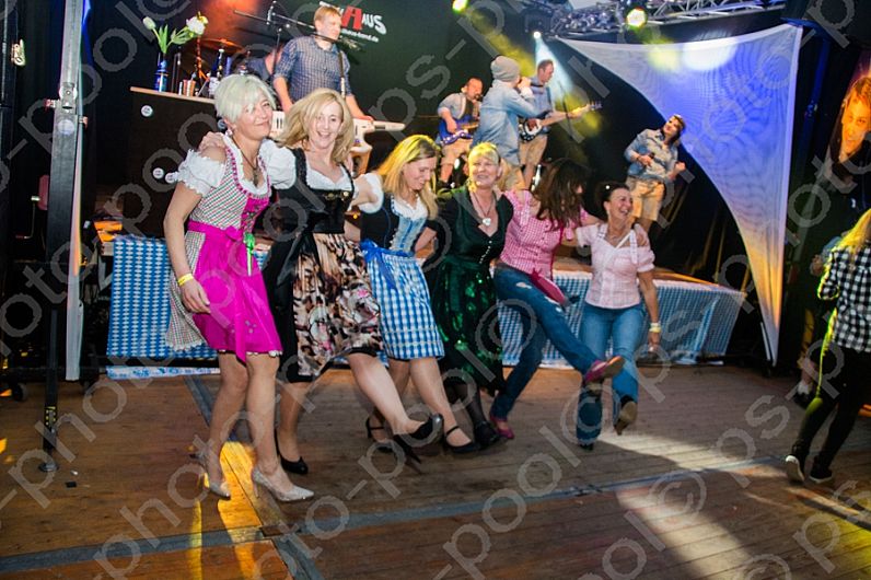 2016-04-08 Beckenhof Fruehlings-Wies`n