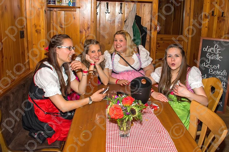 2016-04-15 Beckenhof 1. Frühlingswies`n