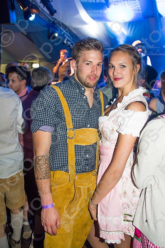 2016-10-21 Oktoberfest Beckenhof - Tollhaus