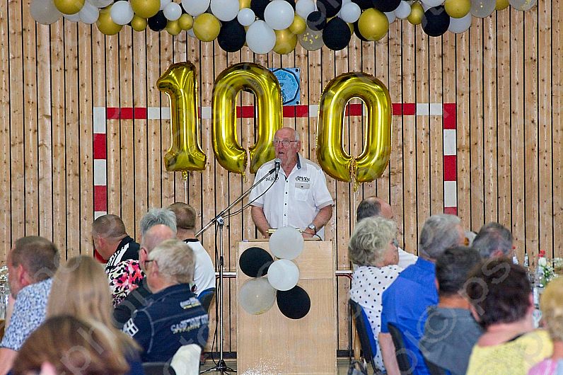 2023-09-02 100 Jahre FC Fehrbach mit Krachleder