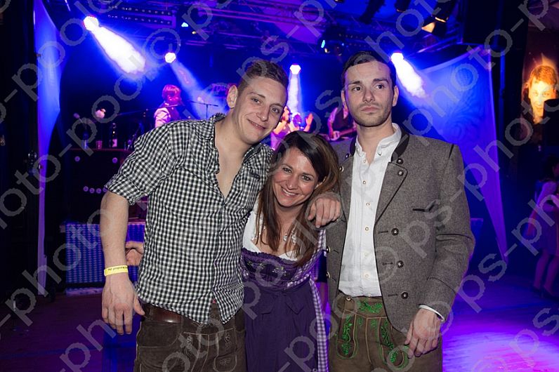 2016-04-08 Beckenhof Fruehlings-Wies`n